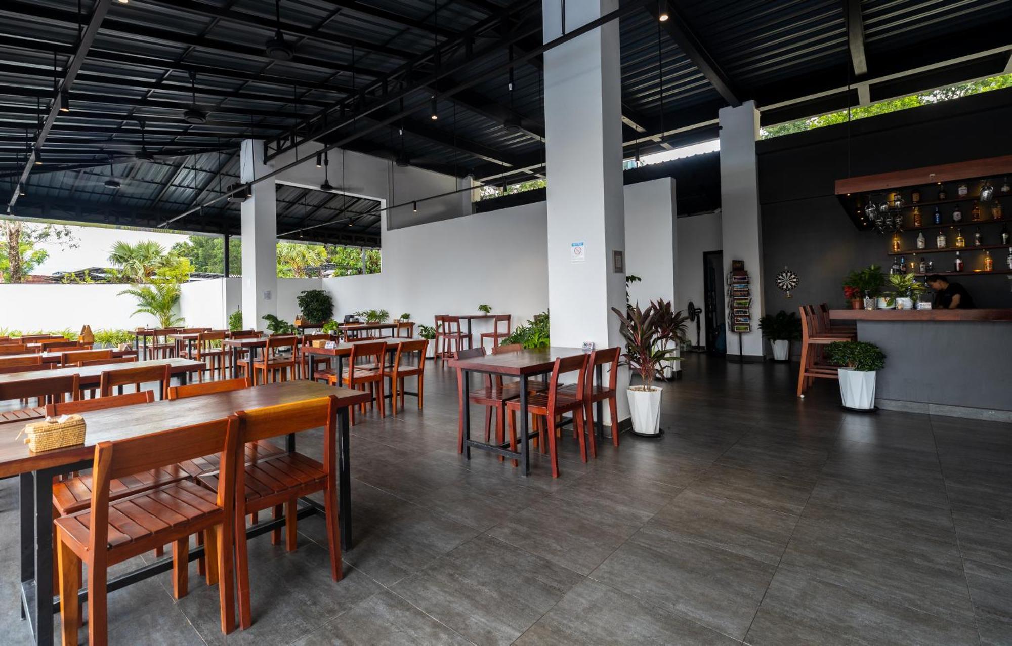 Onederz Sihanoukville - 10 Mins Walk From The Tourism Pier Buitenkant foto