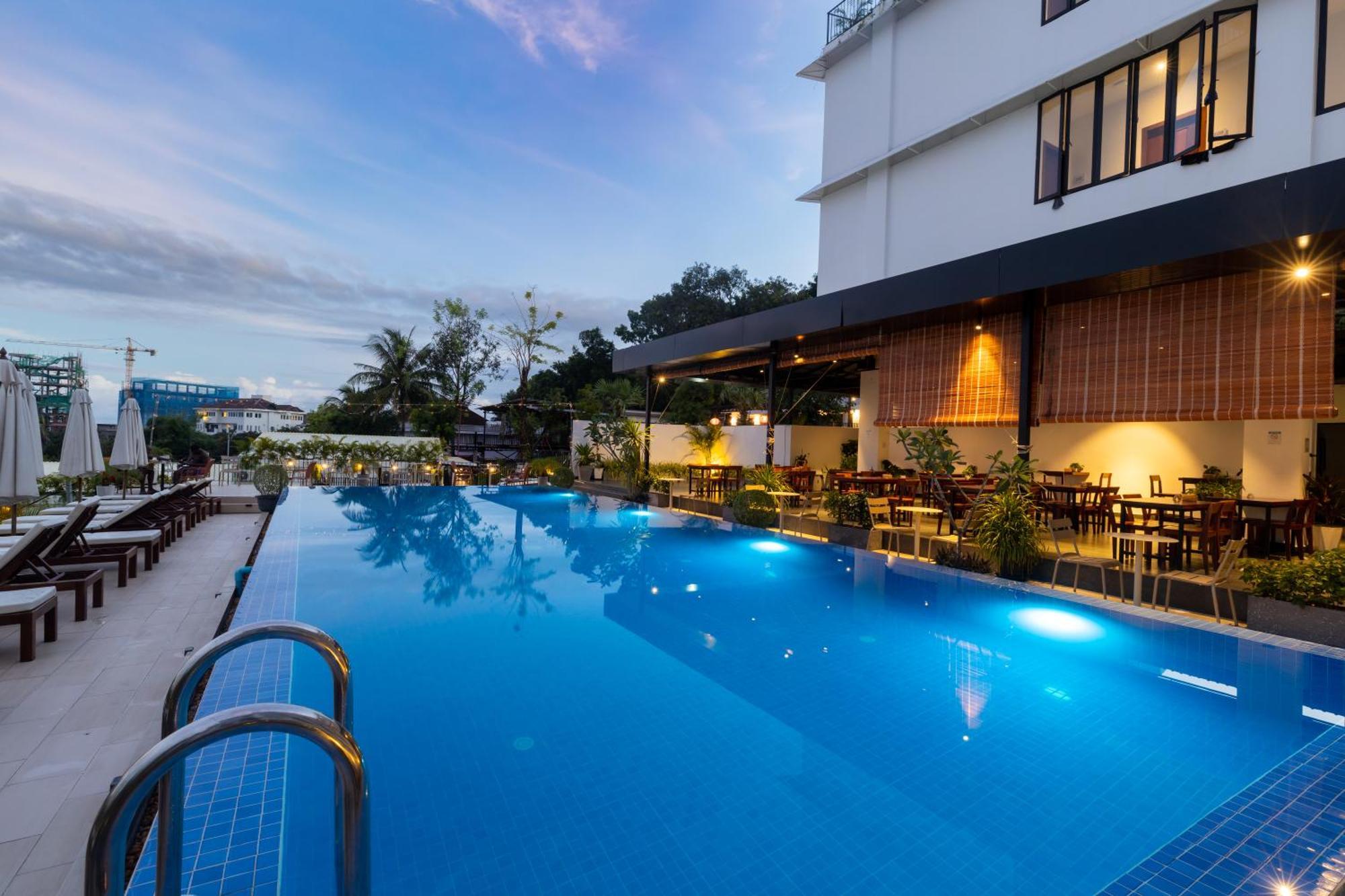 Onederz Sihanoukville - 10 Mins Walk From The Tourism Pier Buitenkant foto