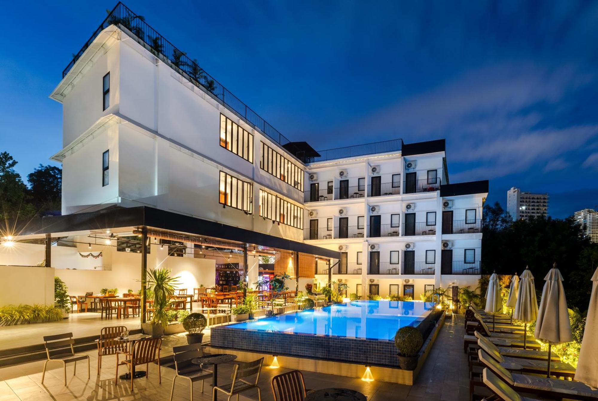 Onederz Sihanoukville - 10 Mins Walk From The Tourism Pier Buitenkant foto