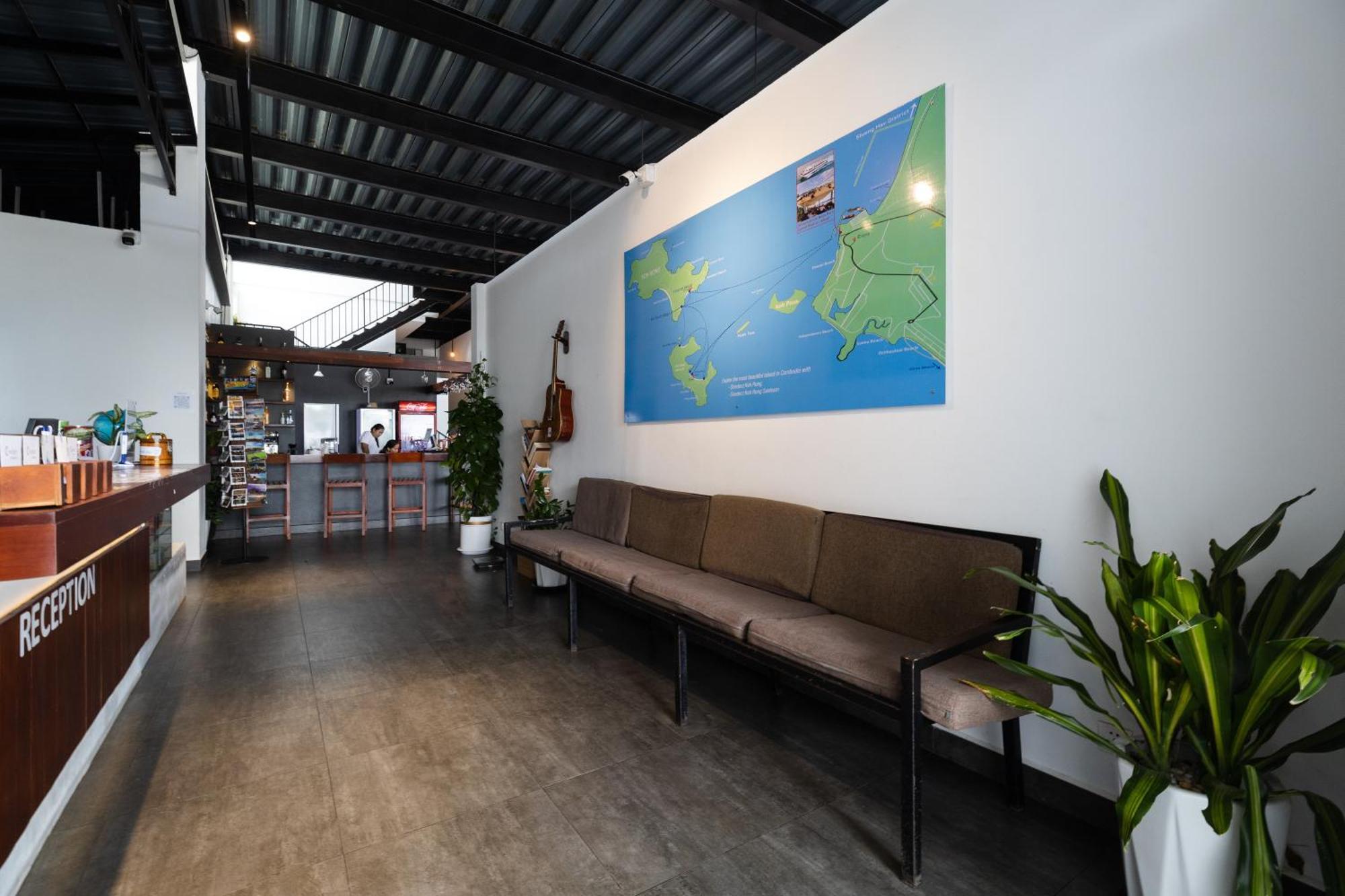 Onederz Sihanoukville - 10 Mins Walk From The Tourism Pier Buitenkant foto