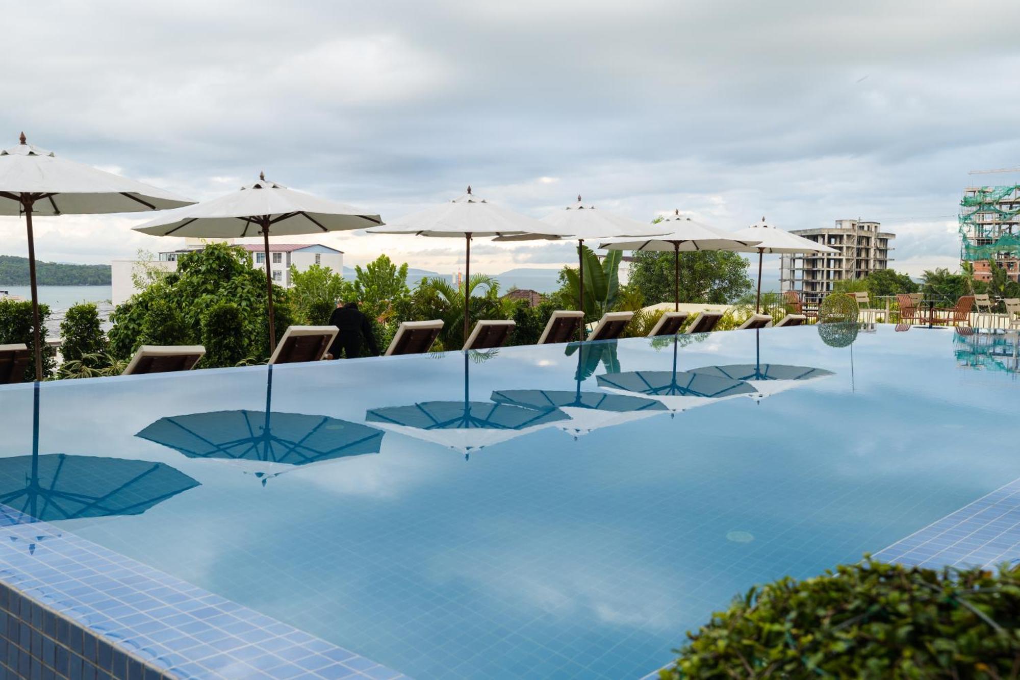 Onederz Sihanoukville - 10 Mins Walk From The Tourism Pier Buitenkant foto